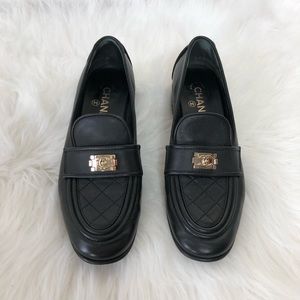 CHANEL 39 Leather CC Loafers Shoes
